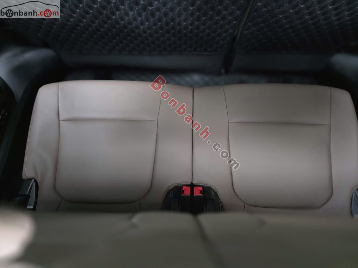 Bán ô tô Ford Everest Titanium 2.0L 4x2 AT - 2022 - xe cũ