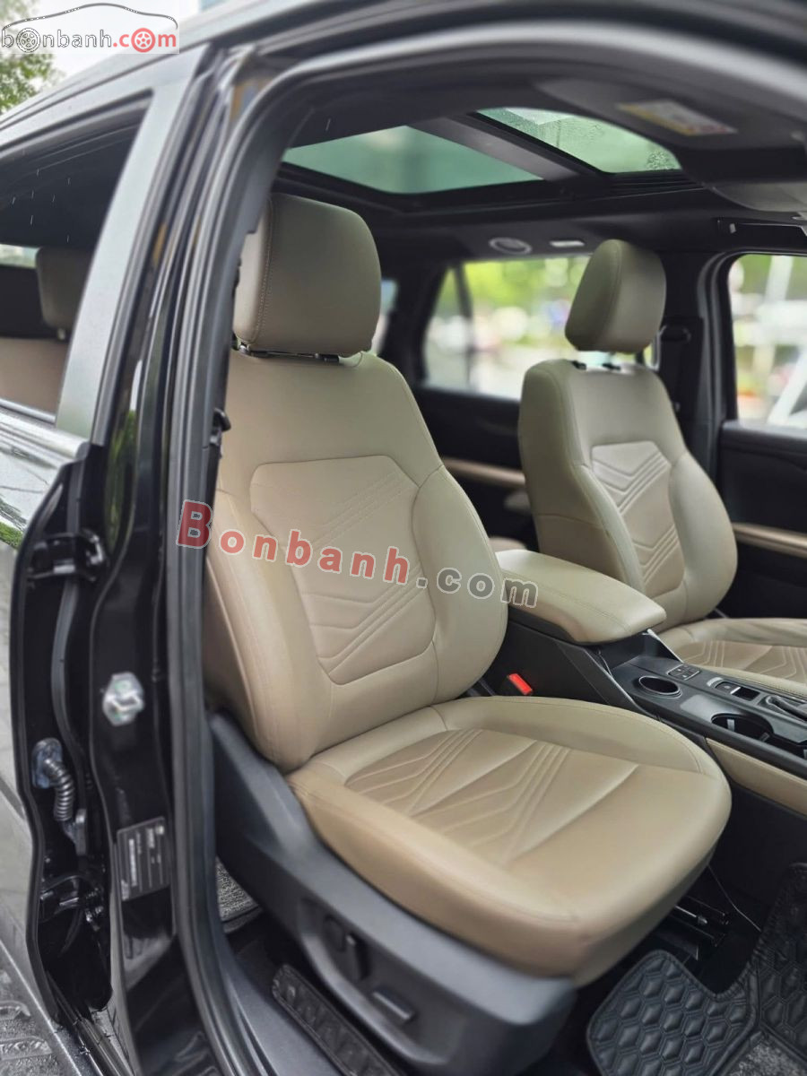 Bán ô tô Ford Everest Titanium 2.0L 4x2 AT - 2022 - xe cũ
