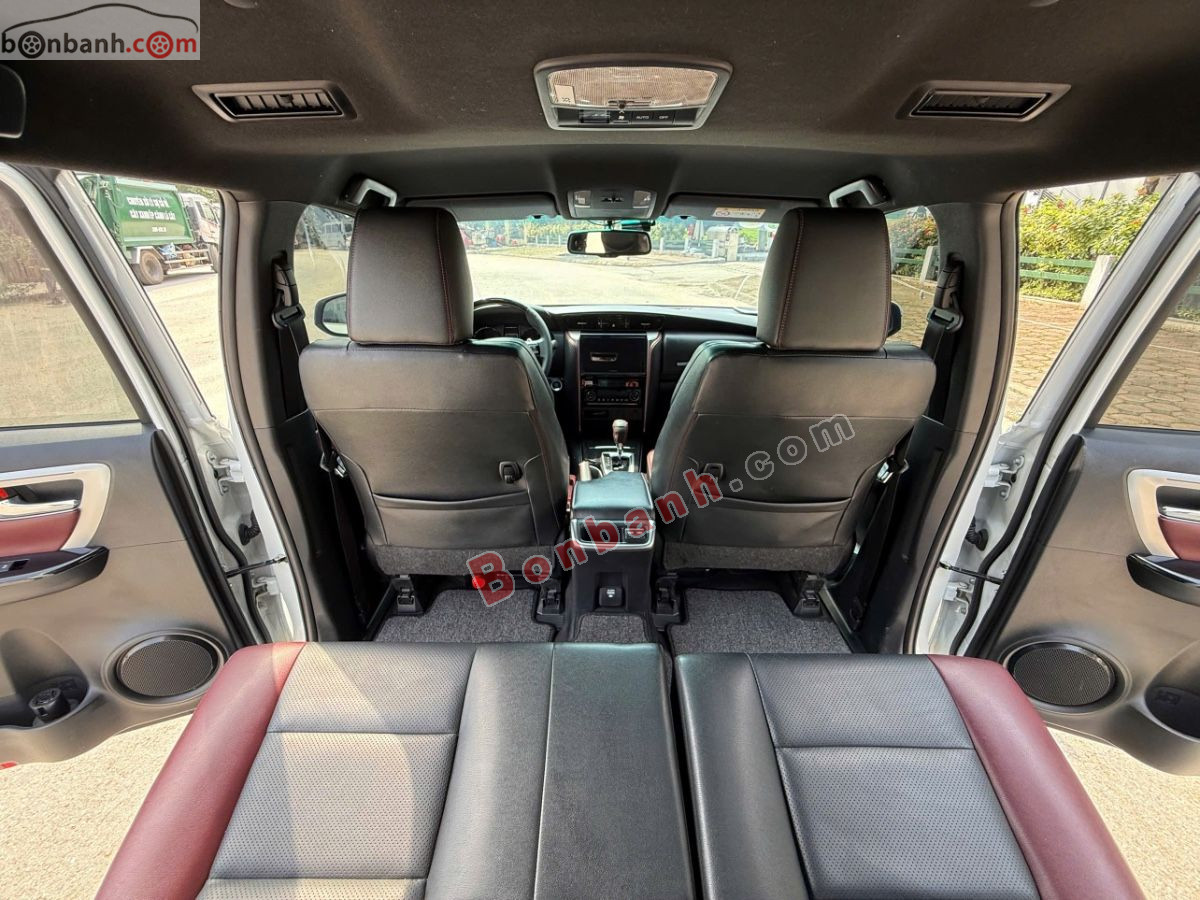 Bán ô tô Toyota Fortuner Legender 2.4L 4x2 AT - 2024 - xe cũ