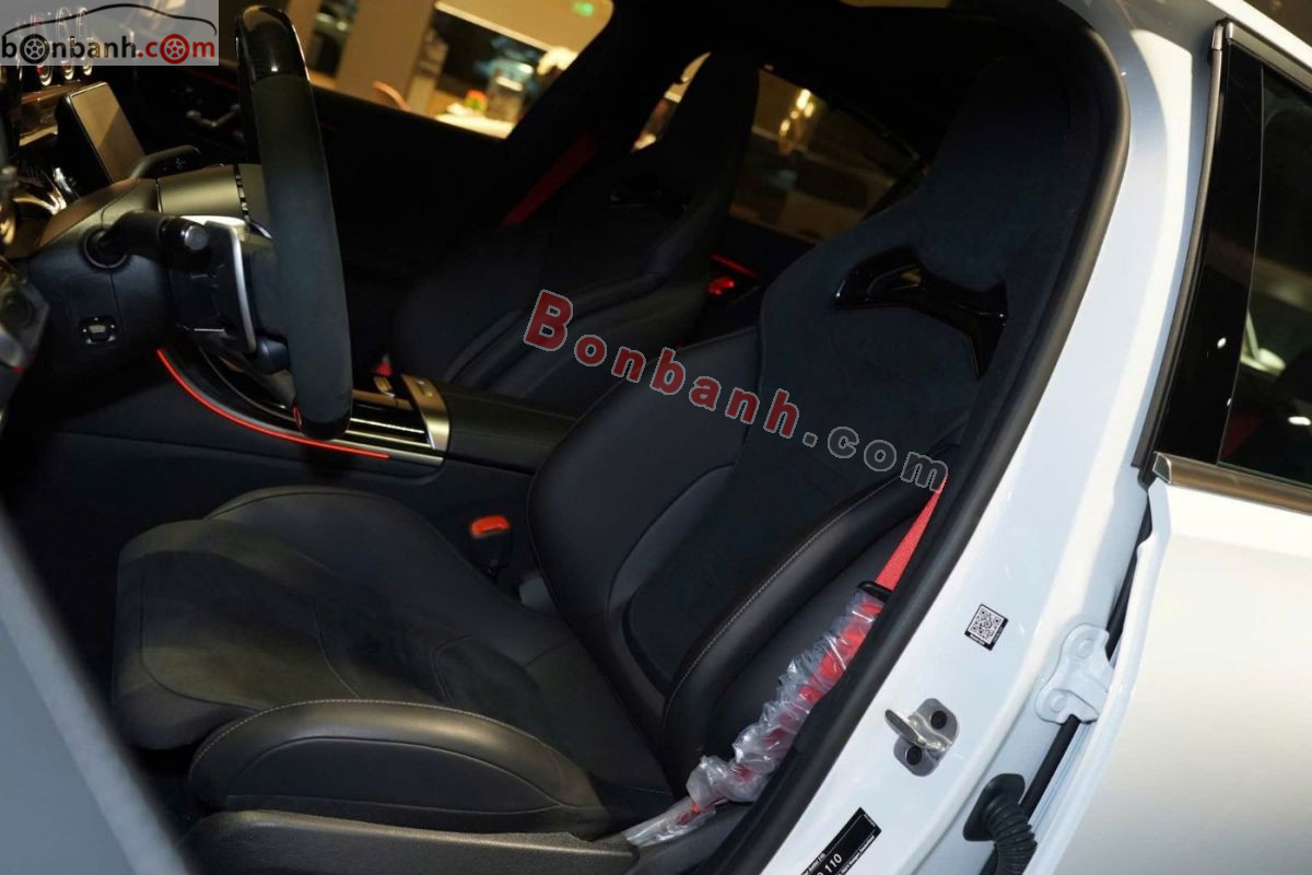 Bán ô tô Mercedes Benz C class C63 S E Performance AMG 4Matic - 2024 - xe mới