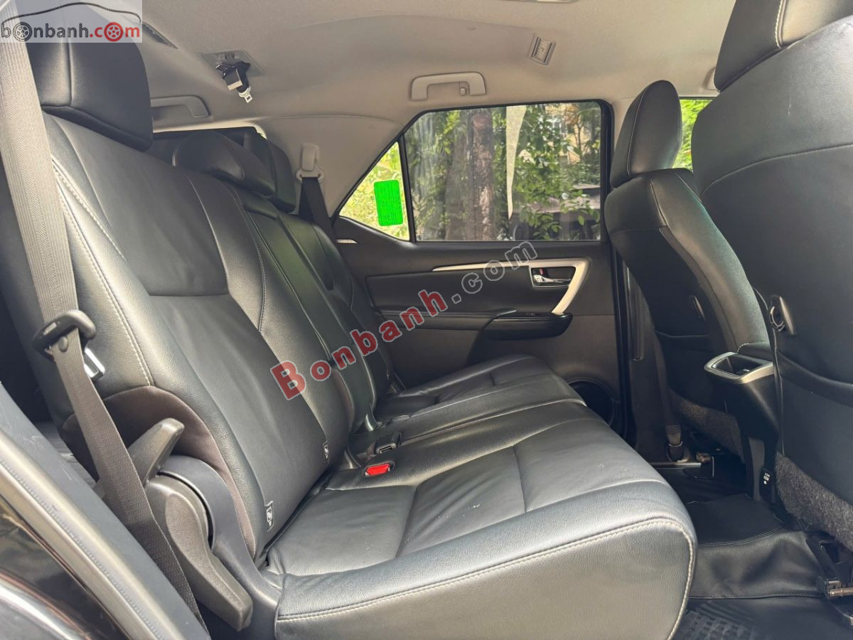 Bán ô tô Toyota Fortuner 2.4L 4x2 AT - 2022 - xe cũ