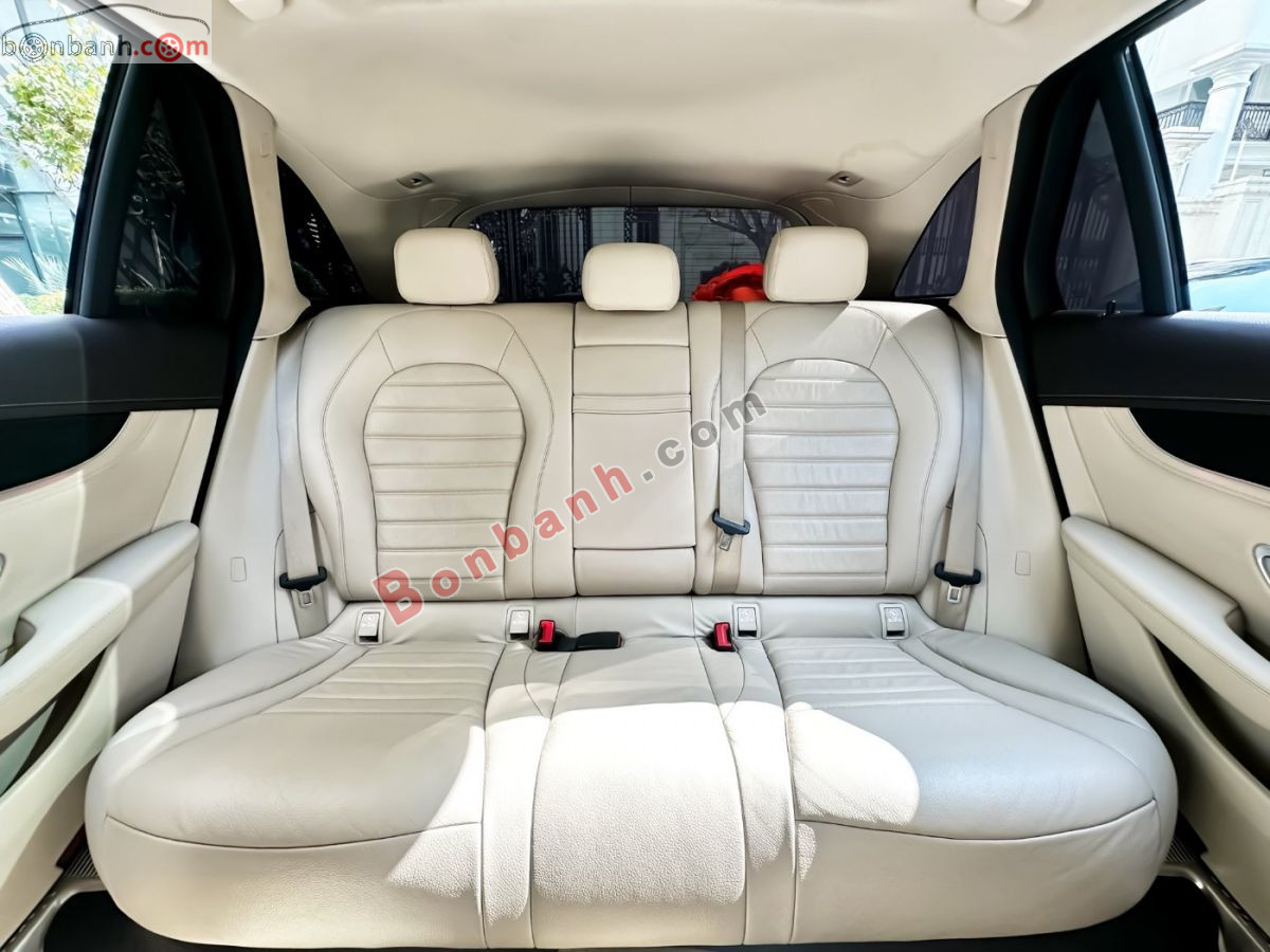 Bán ô tô Mercedes Benz GLC 300 4Matic - 2021 - xe cũ
