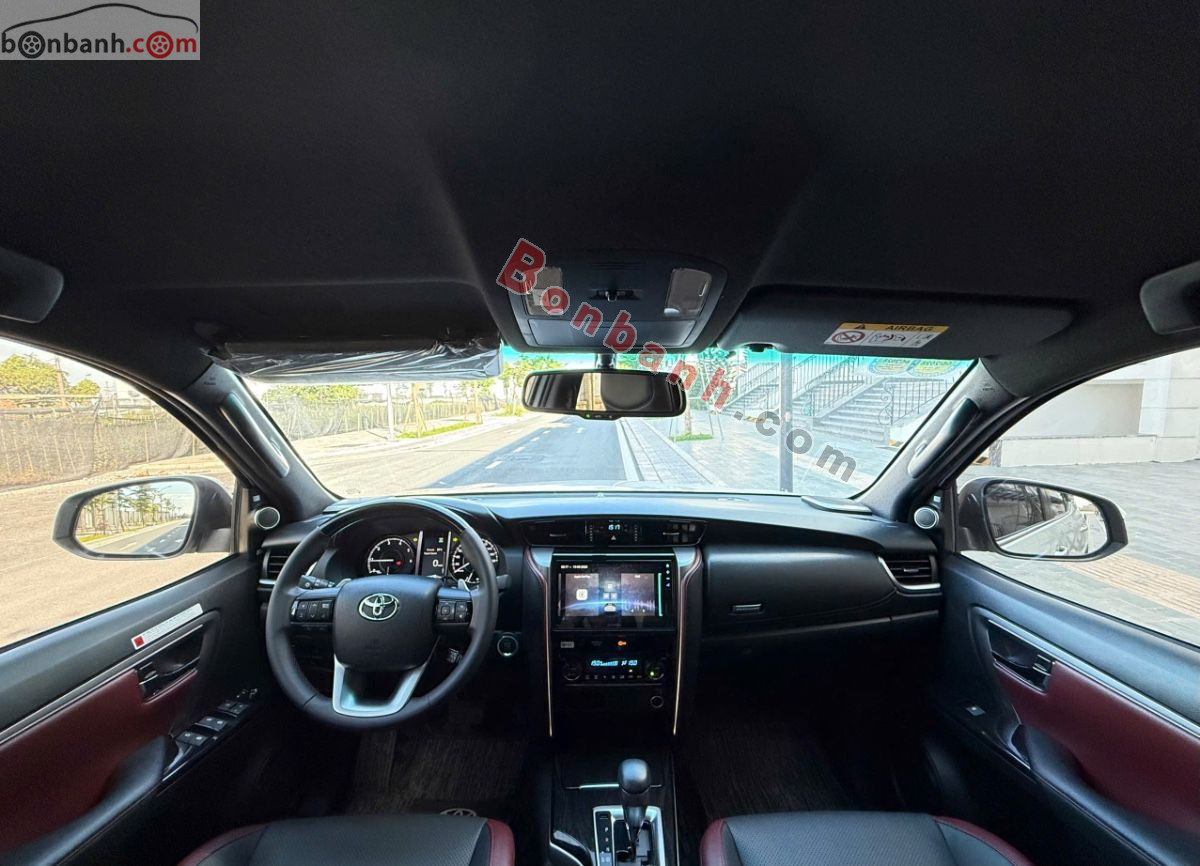 Bán ô tô Toyota Fortuner Legender 2.4L 4x2 AT - 2025 - xe cũ