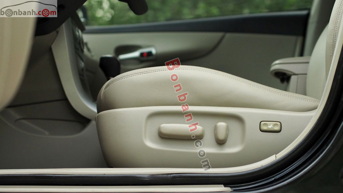 Bán ô tô Toyota Corolla altis 2.0V - 2013 - xe cũ