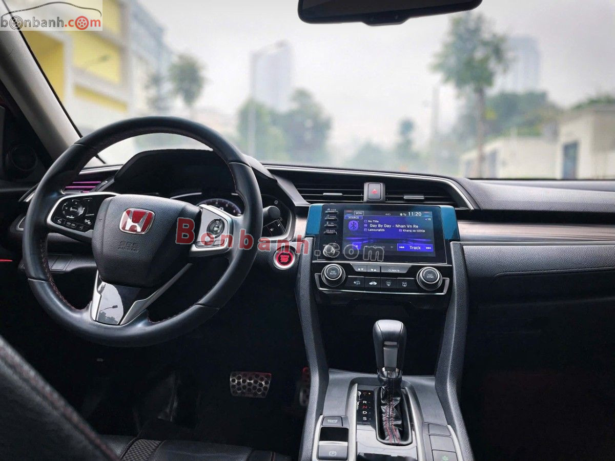 Bán ô tô Honda Civic RS 1.5 AT - 2020 - xe cũ