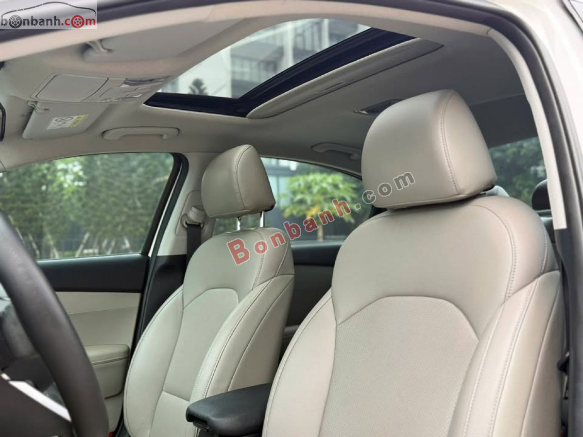 Bán ô tô Kia Cerato 1.6 AT Luxury - 2019 - xe cũ