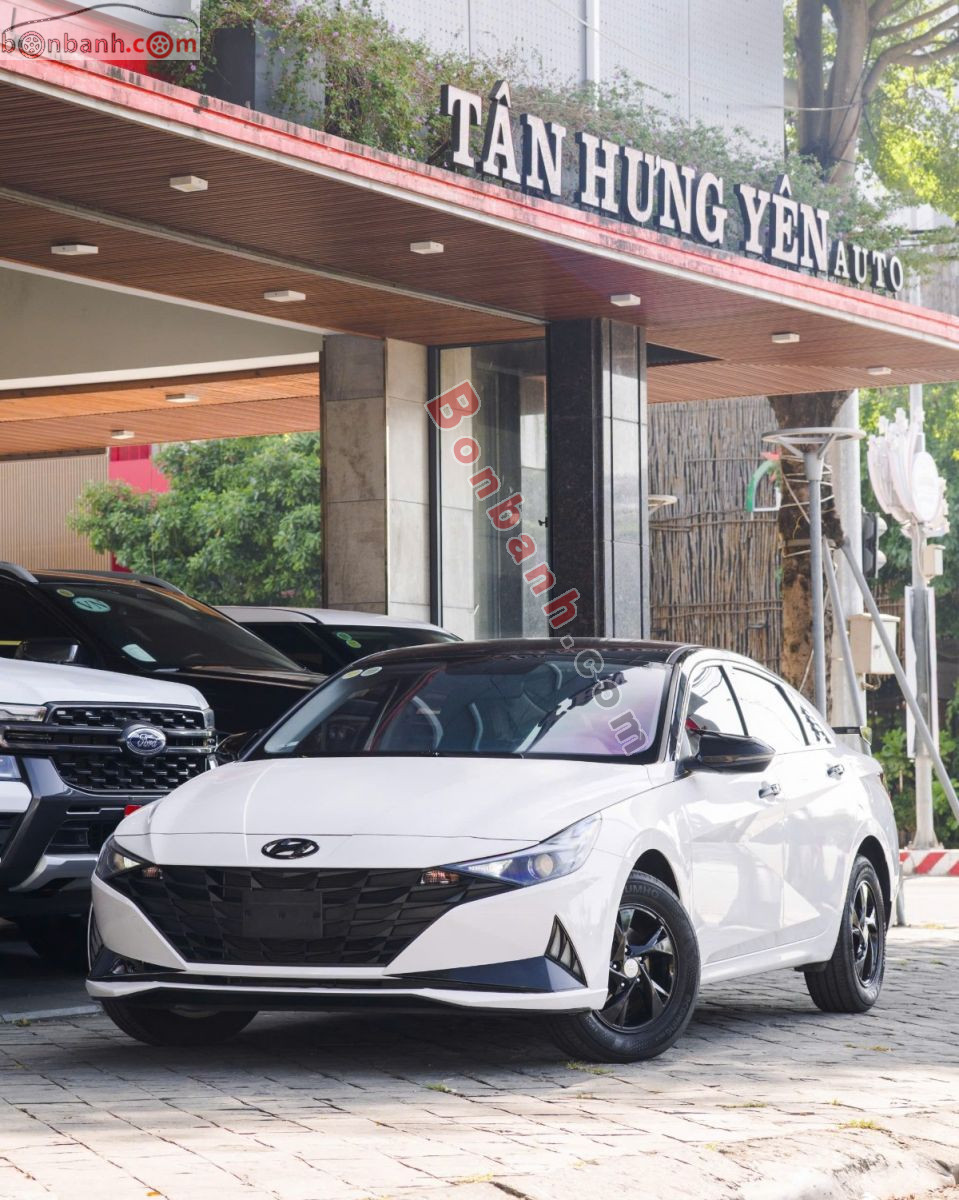 Bán ô tô Hyundai Elantra 1.6 AT Tiêu chuẩn - 2024 - xe cũ
