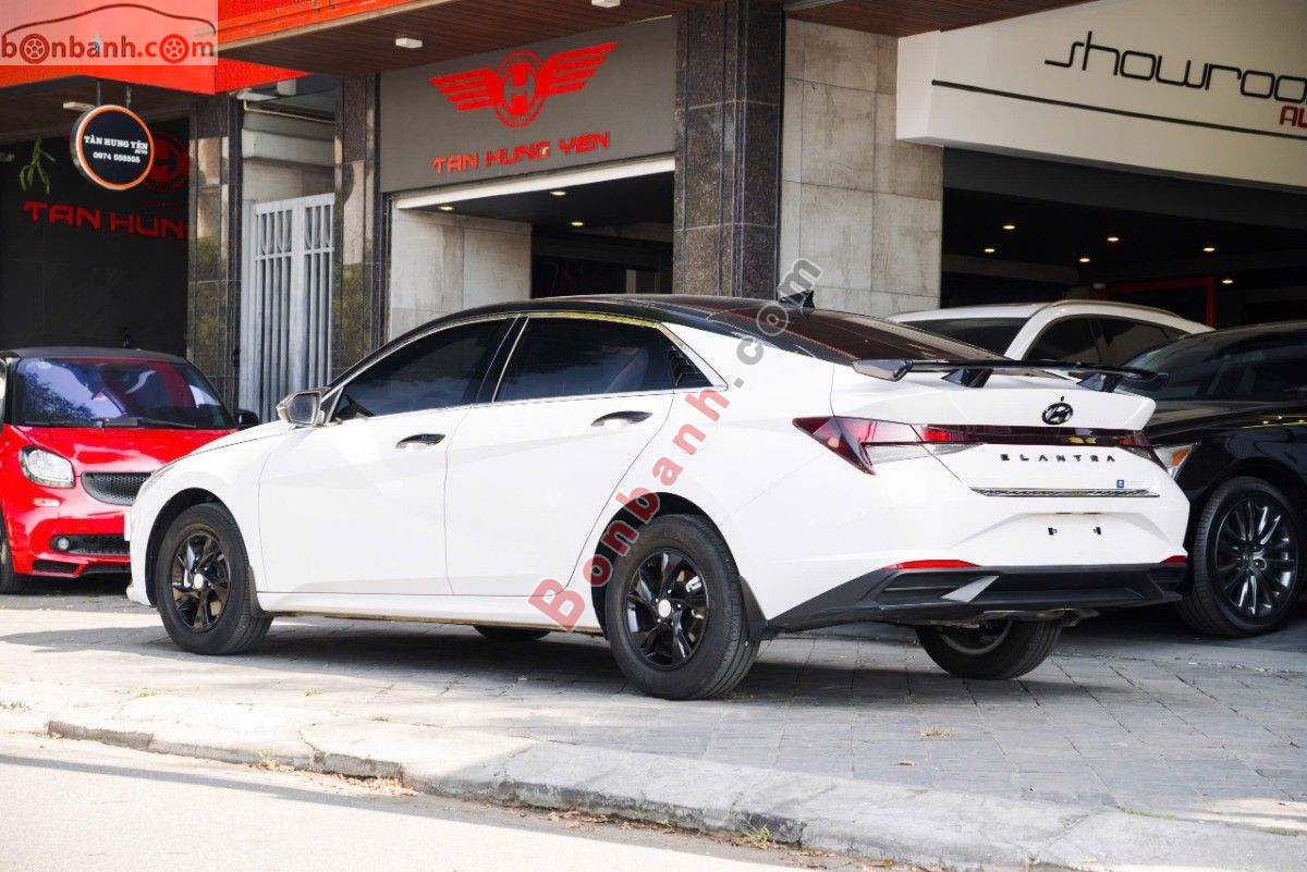 Bán ô tô Hyundai Elantra 1.6 AT Tiêu chuẩn - 2024 - xe cũ
