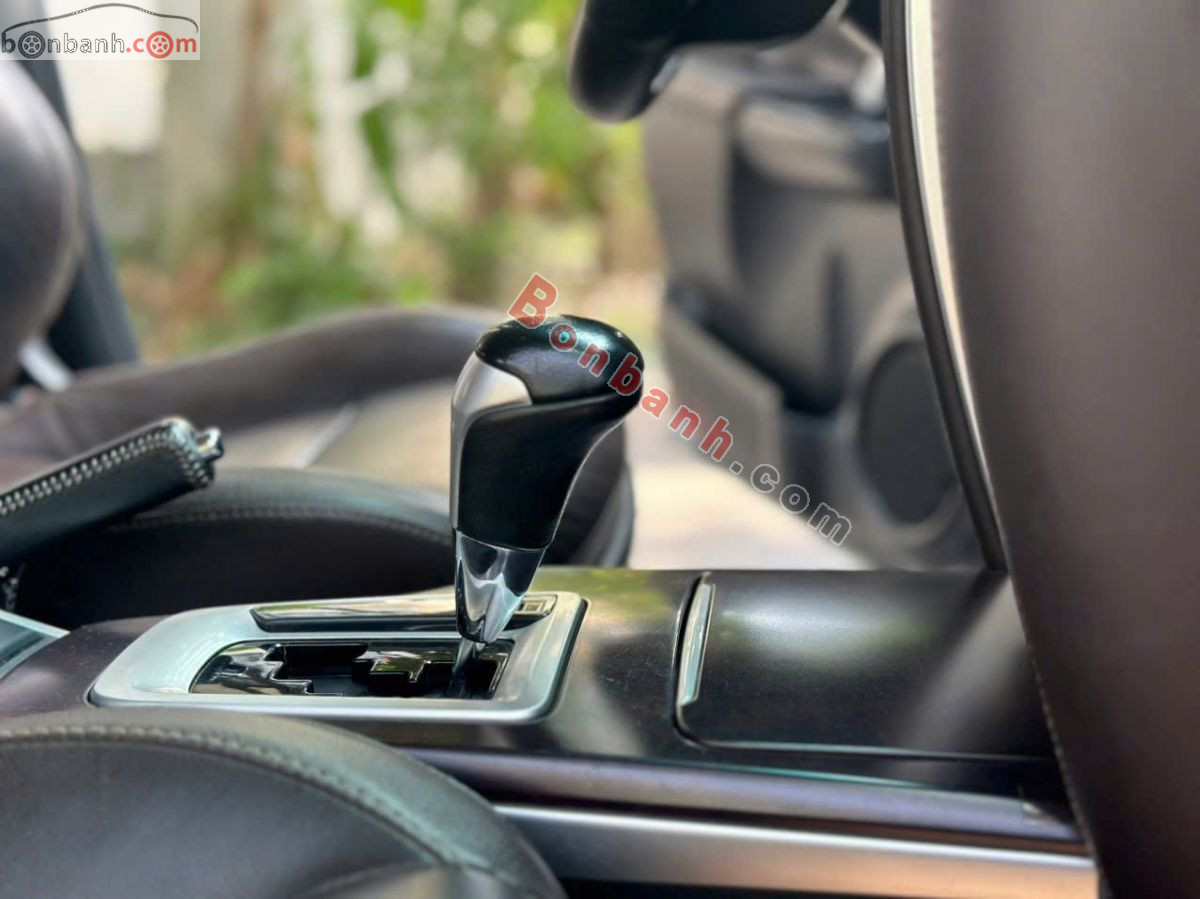 Bán ô tô Toyota Fortuner 2.4G 4x2 AT - 2018 - xe cũ