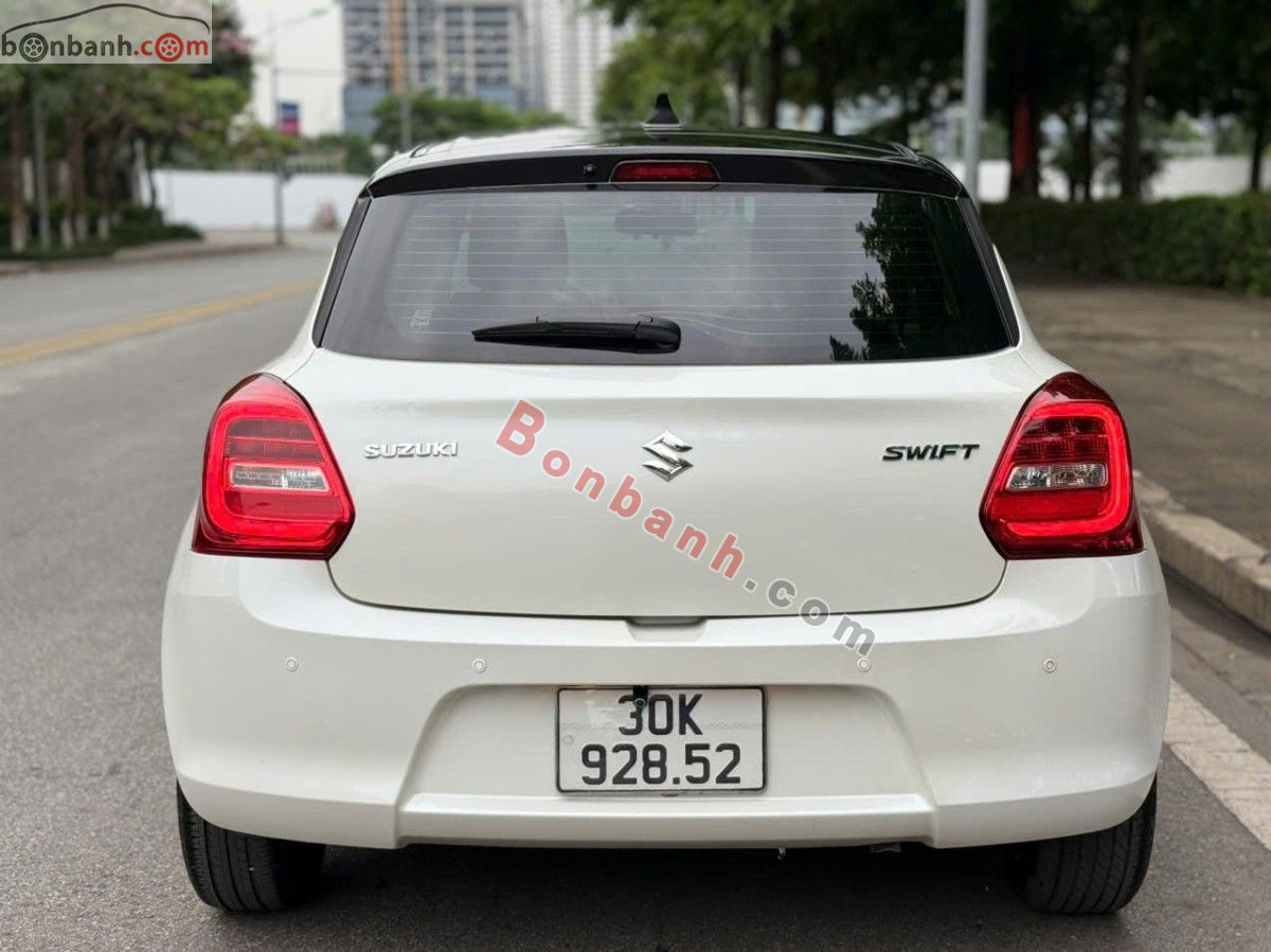 Bán ô tô Suzuki Swift GLX 1.2 AT - 2020 - xe cũ