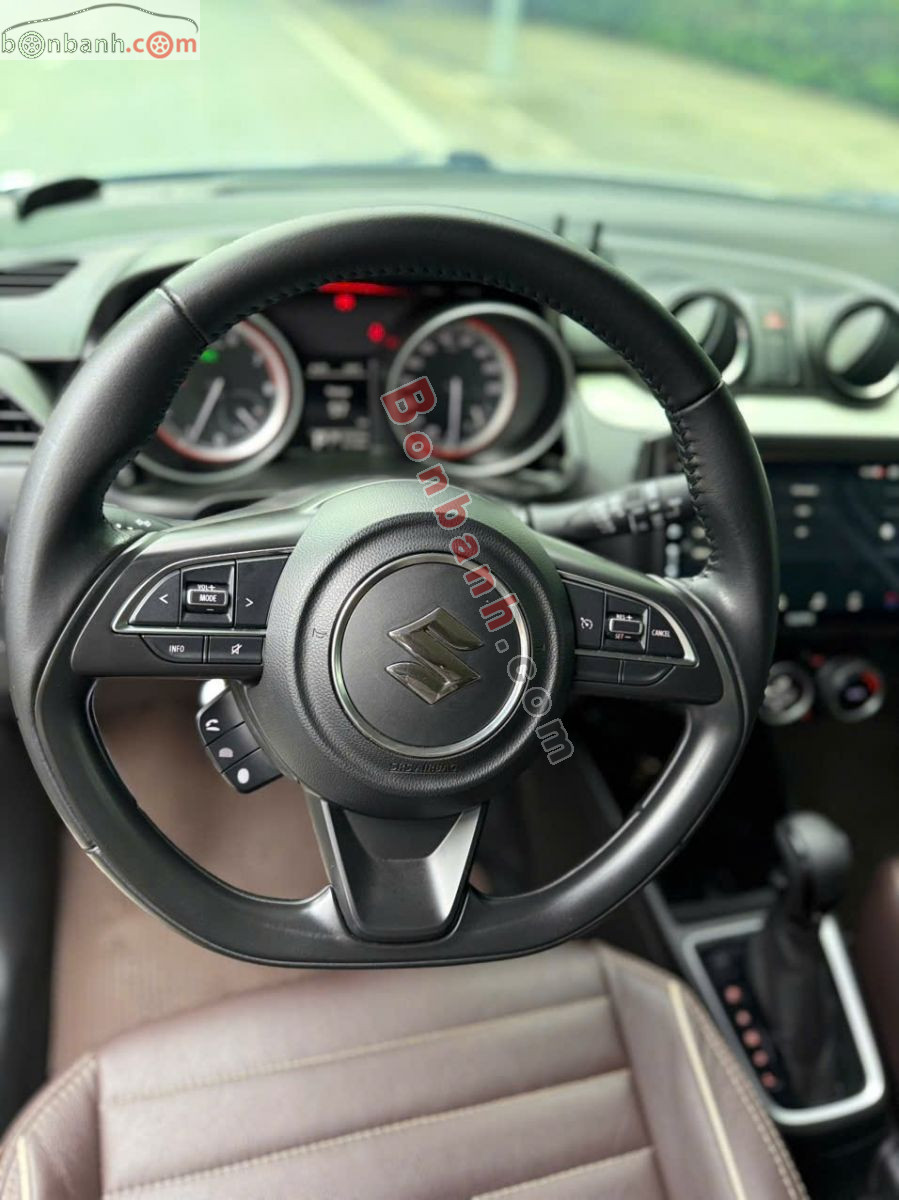 Bán ô tô Suzuki Swift GLX 1.2 AT - 2020 - xe cũ