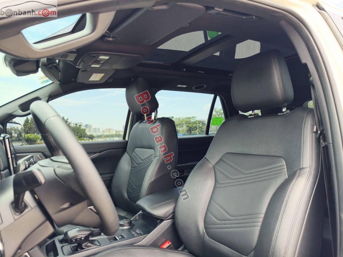 Bán ô tô Ford Everest Platinum 2.0L 4x4 AT - 2024 - xe cũ