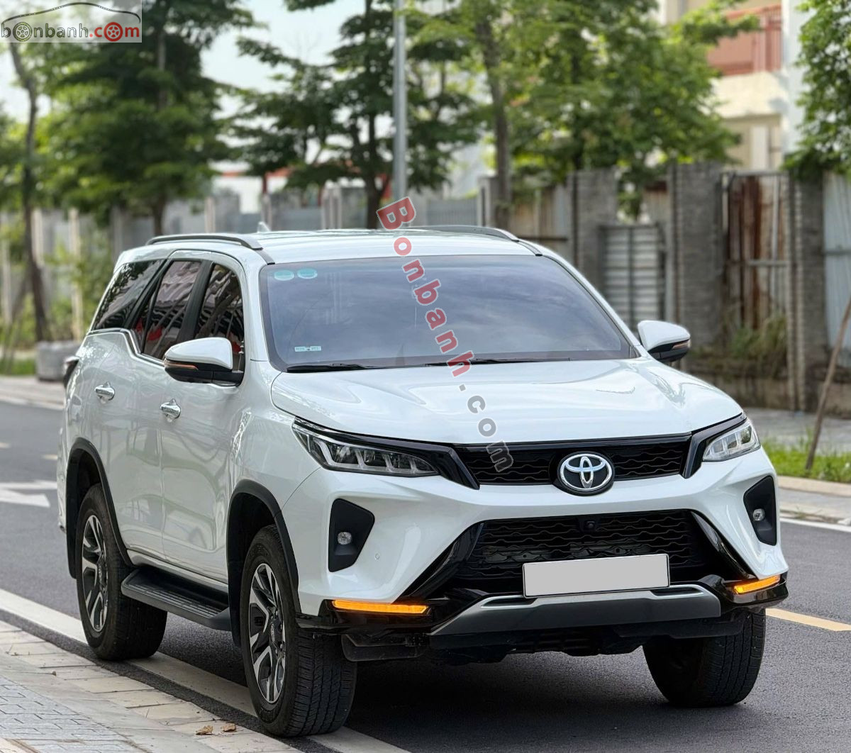 Bán ô tô Toyota Fortuner Legender 2.4L 4x2 AT - 2024 - xe cũ