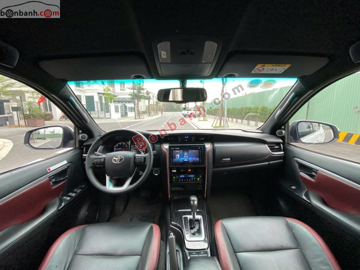 Bán ô tô Toyota Fortuner Legender 2.4L 4x2 AT - 2024 - xe cũ