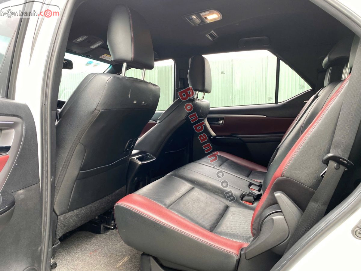 Bán ô tô Toyota Fortuner Legender 2.4L 4x2 AT - 2024 - xe cũ