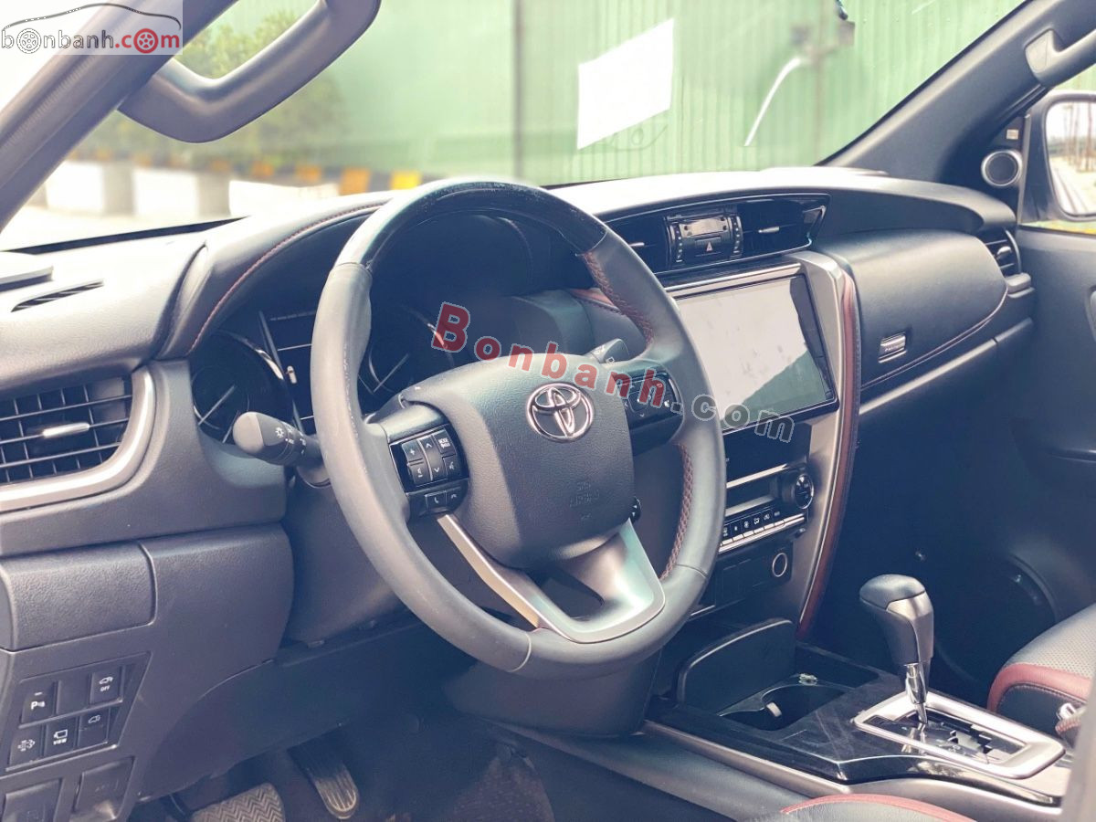 Bán ô tô Toyota Fortuner Legender 2.4L 4x2 AT - 2024 - xe cũ