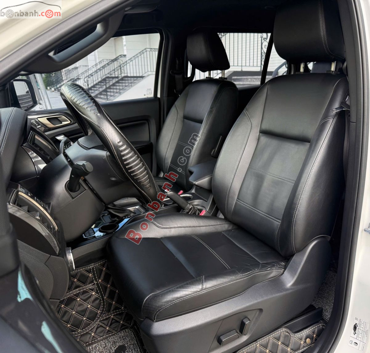 Bán ô tô Ford Everest Titanium 2.0L 4x2 AT - 2019 - xe cũ