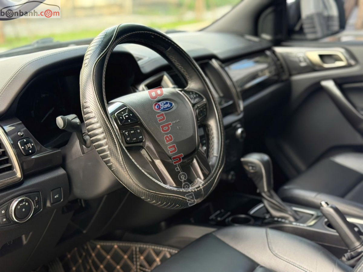 Bán ô tô Ford Everest Titanium 2.0L 4x2 AT - 2019 - xe cũ