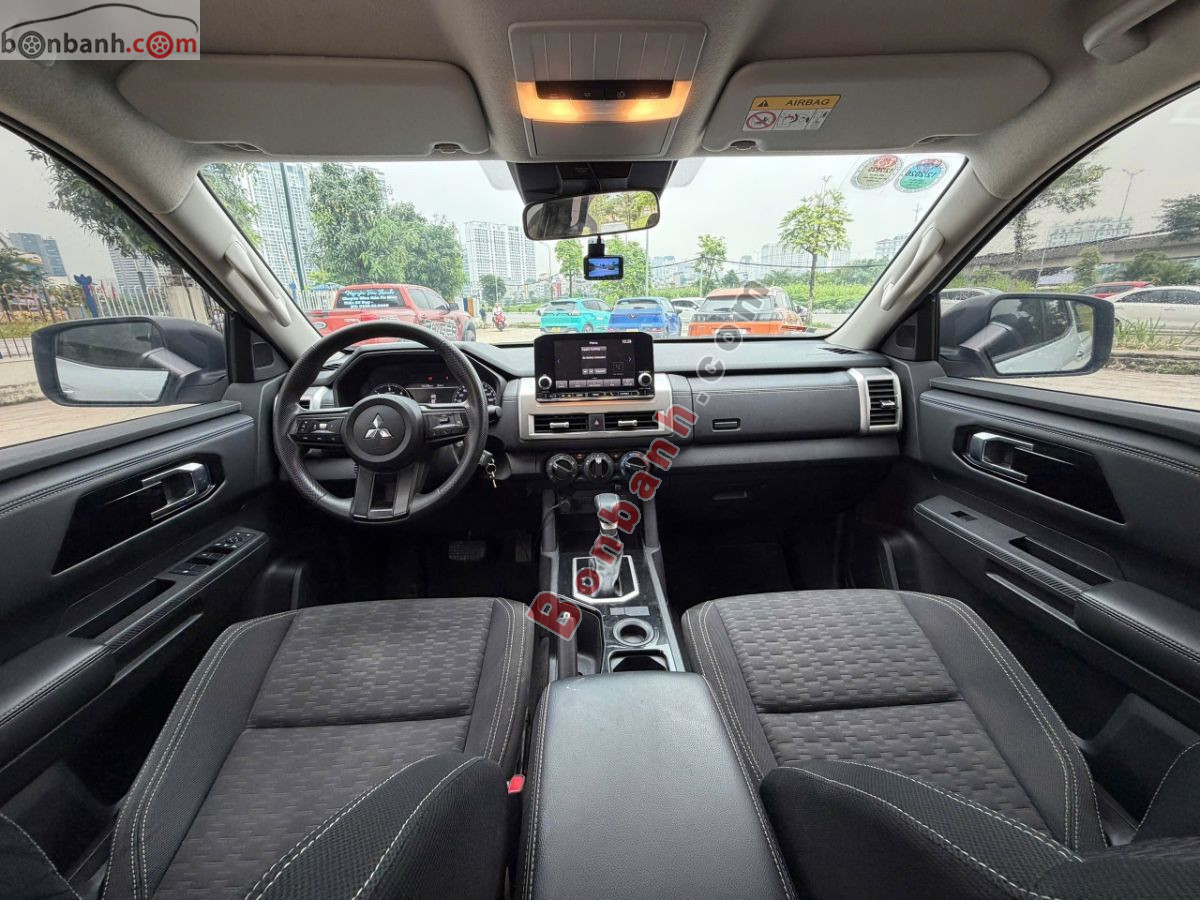 Bán ô tô Mitsubishi Triton GLX 2WD AT - 2024 - xe cũ