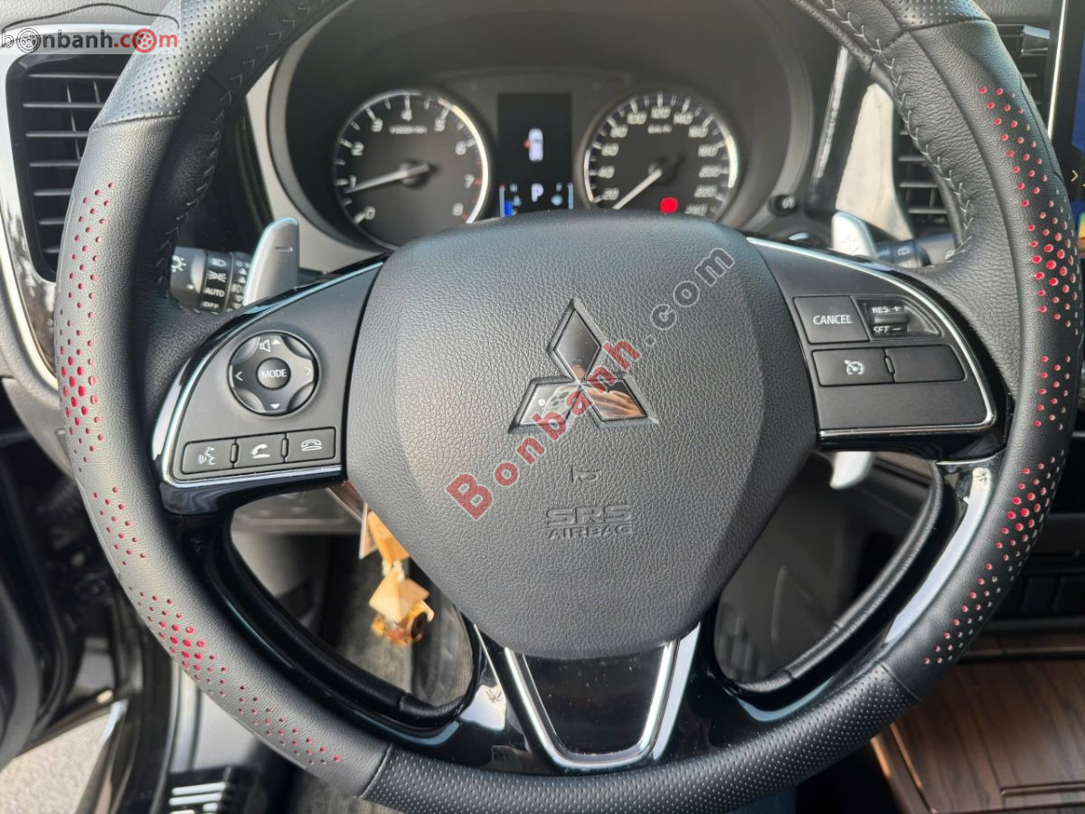 Bán ô tô Mitsubishi Outlander 2.0 CVT - 2023 - xe cũ