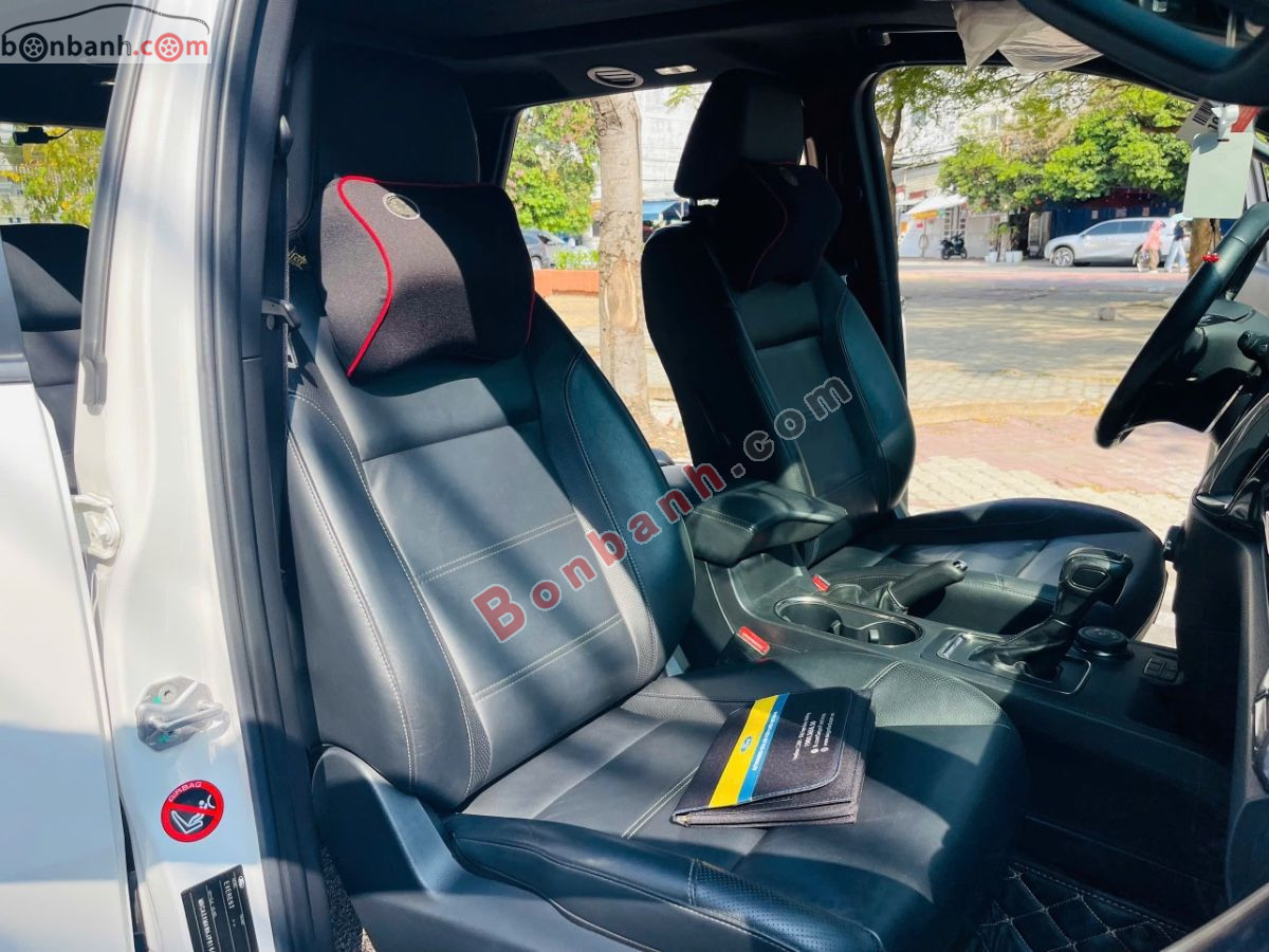 Bán ô tô Ford Everest Titanium 2.0L 4x4 AT - 2018 - xe cũ