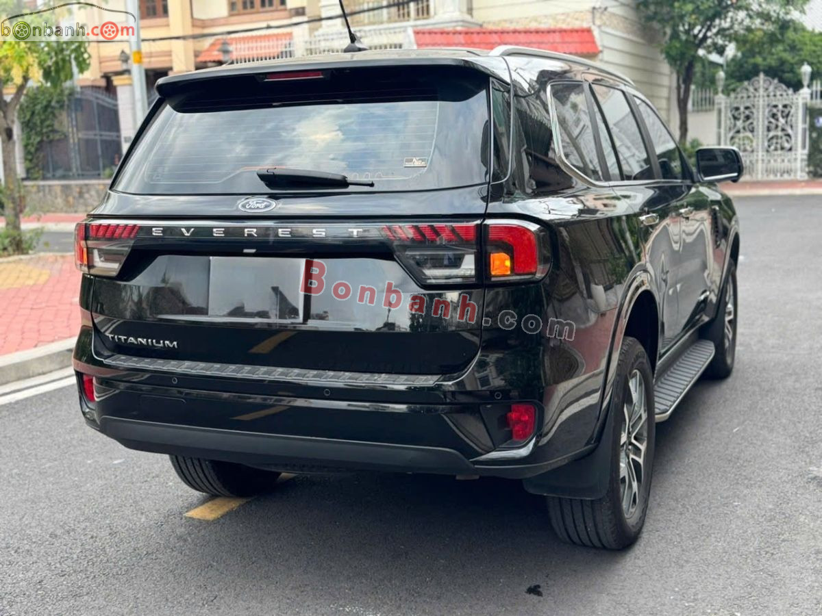 Bán ô tô Ford Everest Titanium Plus 2.0L 4x4 AT - 2025 - xe cũ