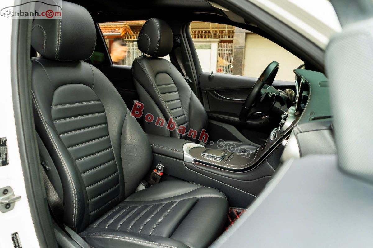 Bán ô tô Mercedes Benz GLC 300 4Matic - 2020 - xe cũ
