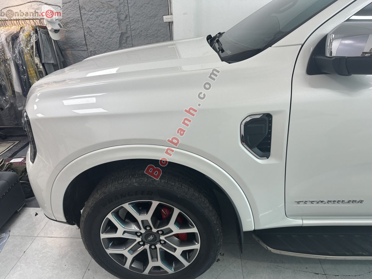 Bán ô tô Ford Everest Titanium 2.0L 4x2 AT - 2024 - xe cũ