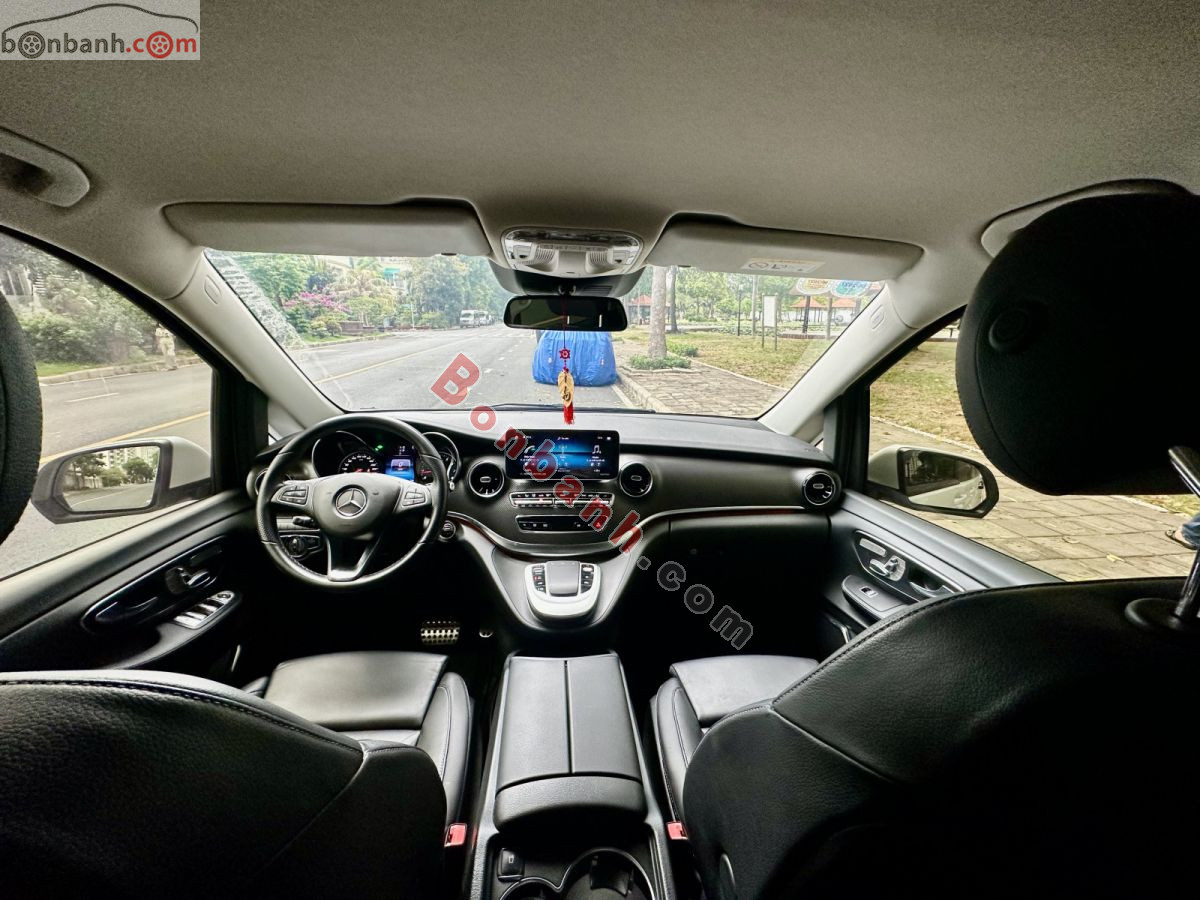 Bán ô tô Mercedes Benz V class V250 AMG - 2023 - xe cũ