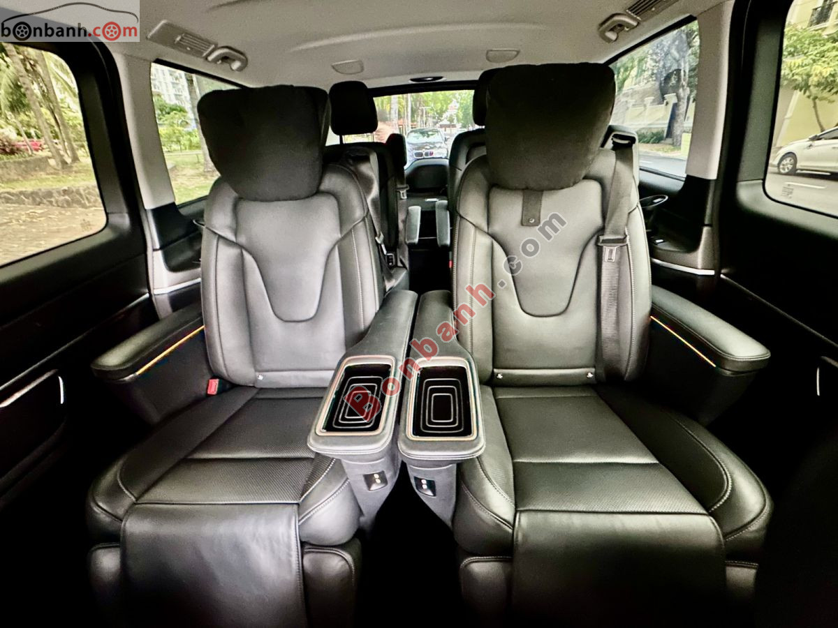 Bán ô tô Mercedes Benz V class V250 AMG - 2023 - xe cũ