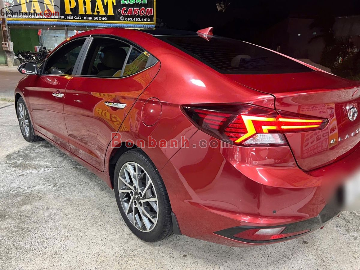 Bán ô tô Hyundai Elantra 2.0 AT - 2019 - xe cũ
