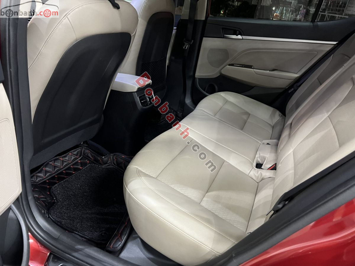 Bán ô tô Hyundai Elantra 2.0 AT - 2019 - xe cũ