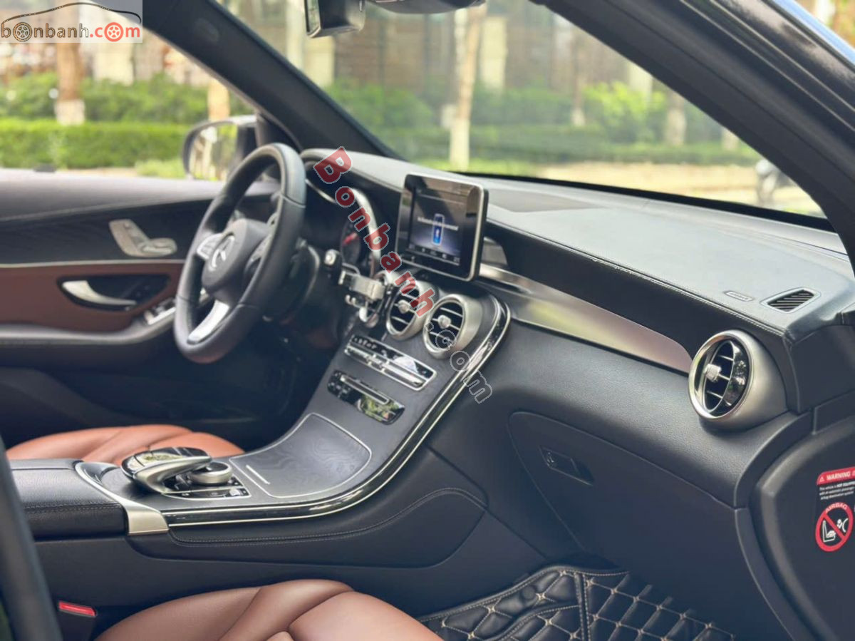 Bán ô tô Mercedes Benz GLC 300 4Matic - 2018 - xe cũ