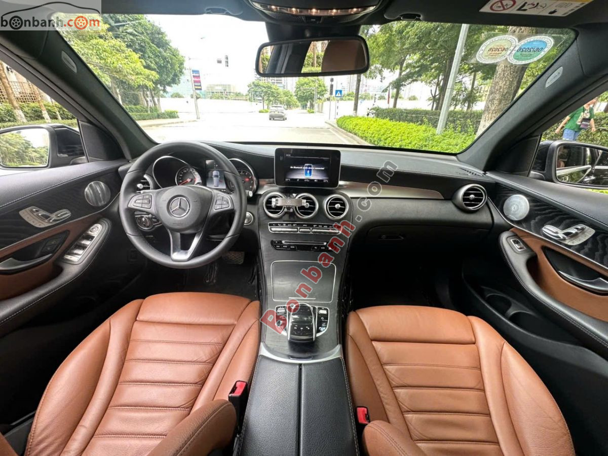 Bán ô tô Mercedes Benz GLC 300 4Matic - 2018 - xe cũ