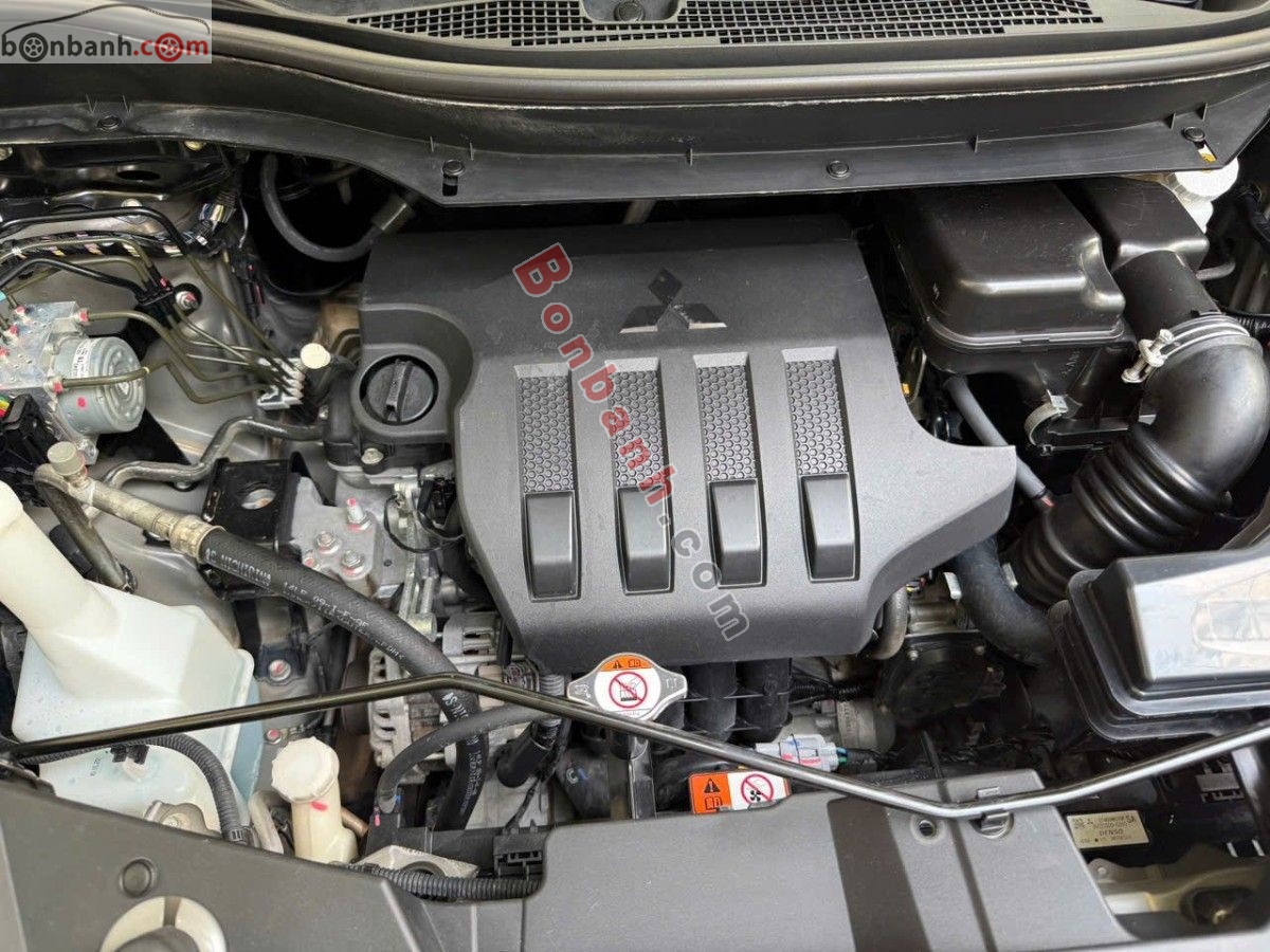 Bán ô tô Mitsubishi Xpander Premium 1.5 AT - 2022 - xe cũ