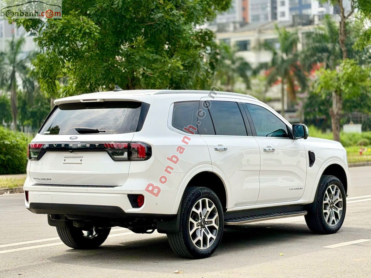 Bán ô tô Ford Everest Titanium Plus 2.0L 4x4 AT - 2024 - xe cũ