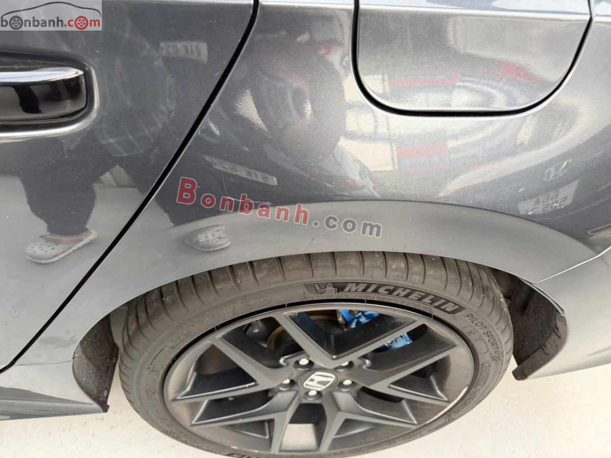 Bán ô tô Honda Civic RS 1.5 AT - 2023 - xe cũ