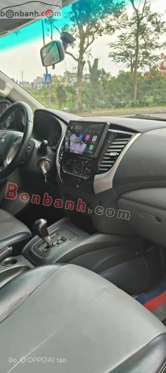 Bán ô tô Mitsubishi Triton 4x2 AT - 2017 - xe cũ