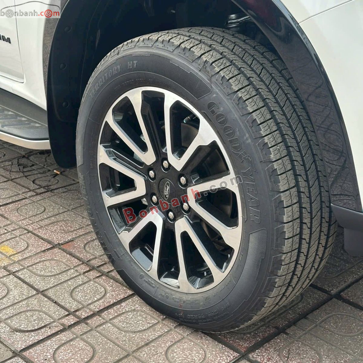 Bán ô tô Ford Everest Platinum 2.0L 4x2 AT - 2026 - xe mới