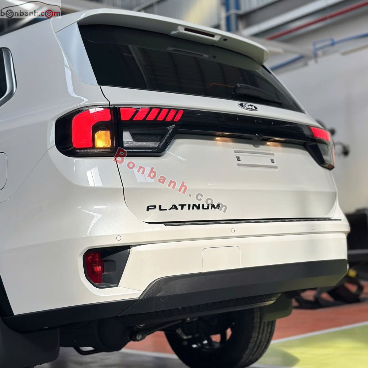 Bán ô tô Ford Everest Platinum 2.0L 4x4 AT - 2026 - xe mới