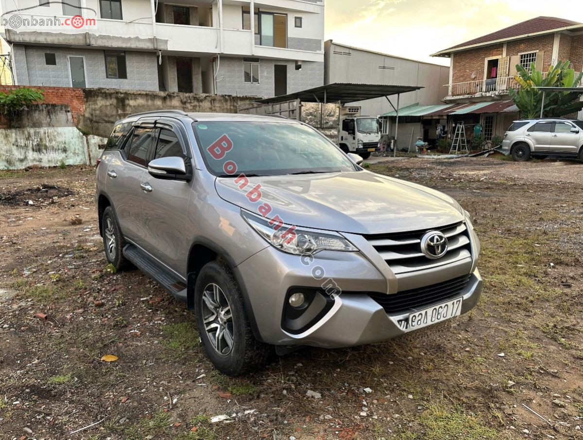Bán ô tô Toyota Fortuner 2.4G 4x2 MT - 2017 - xe cũ