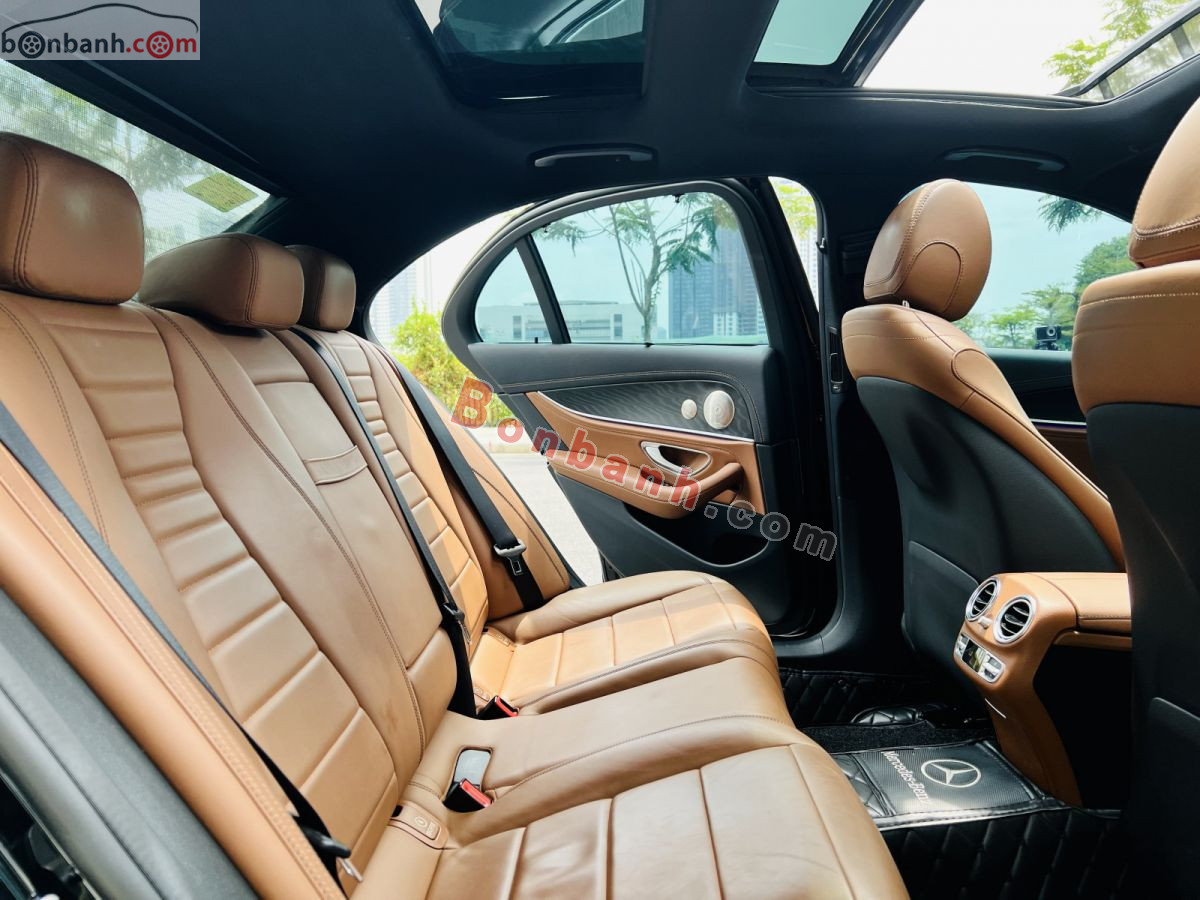 Bán ô tô Mercedes Benz E class E300 AMG - 2022 - xe cũ