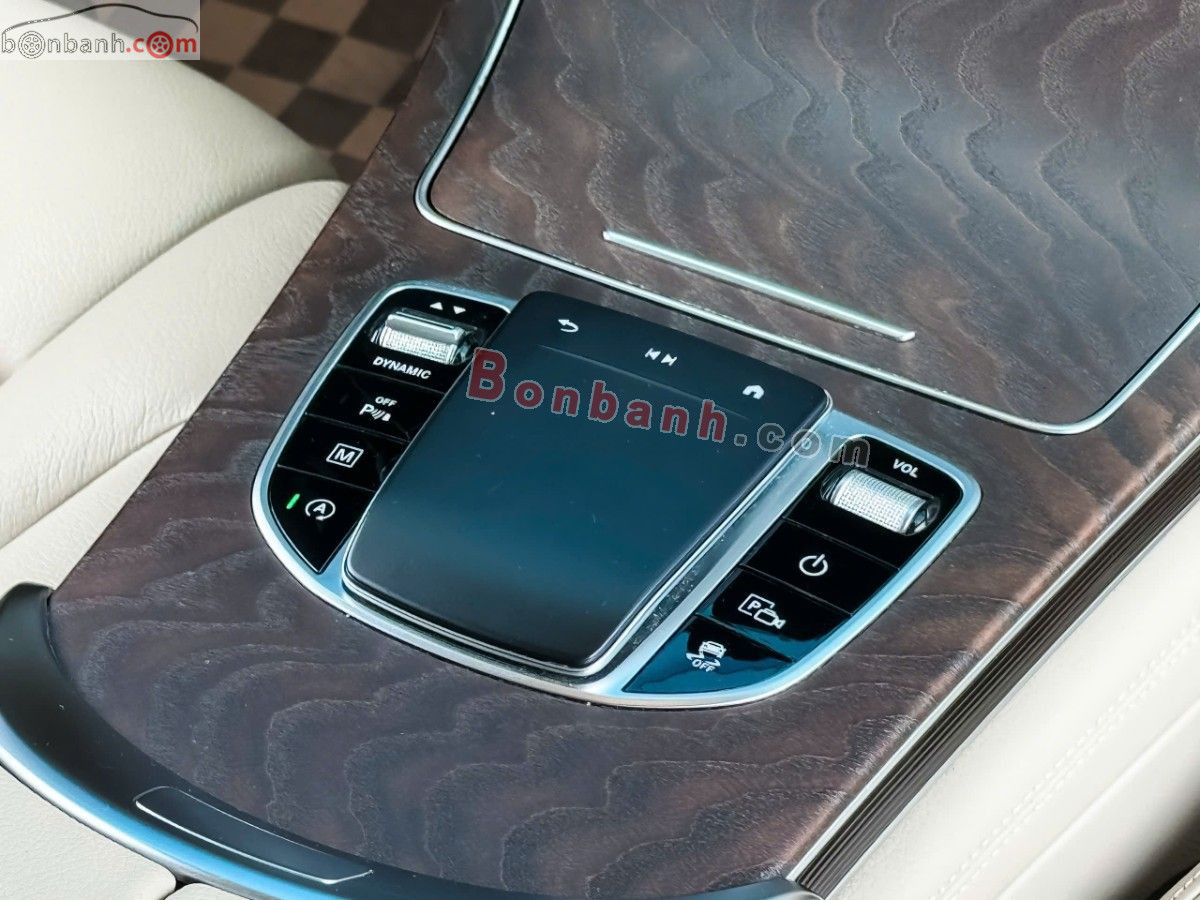 Bán ô tô Mercedes Benz GLC 200 4Matic - 2020 - xe cũ