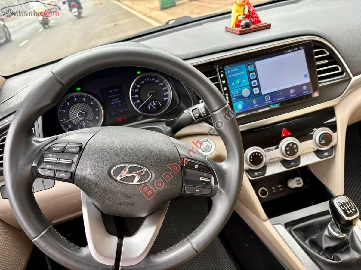 Bán ô tô Hyundai Elantra 1.6 MT - 2019 - xe cũ