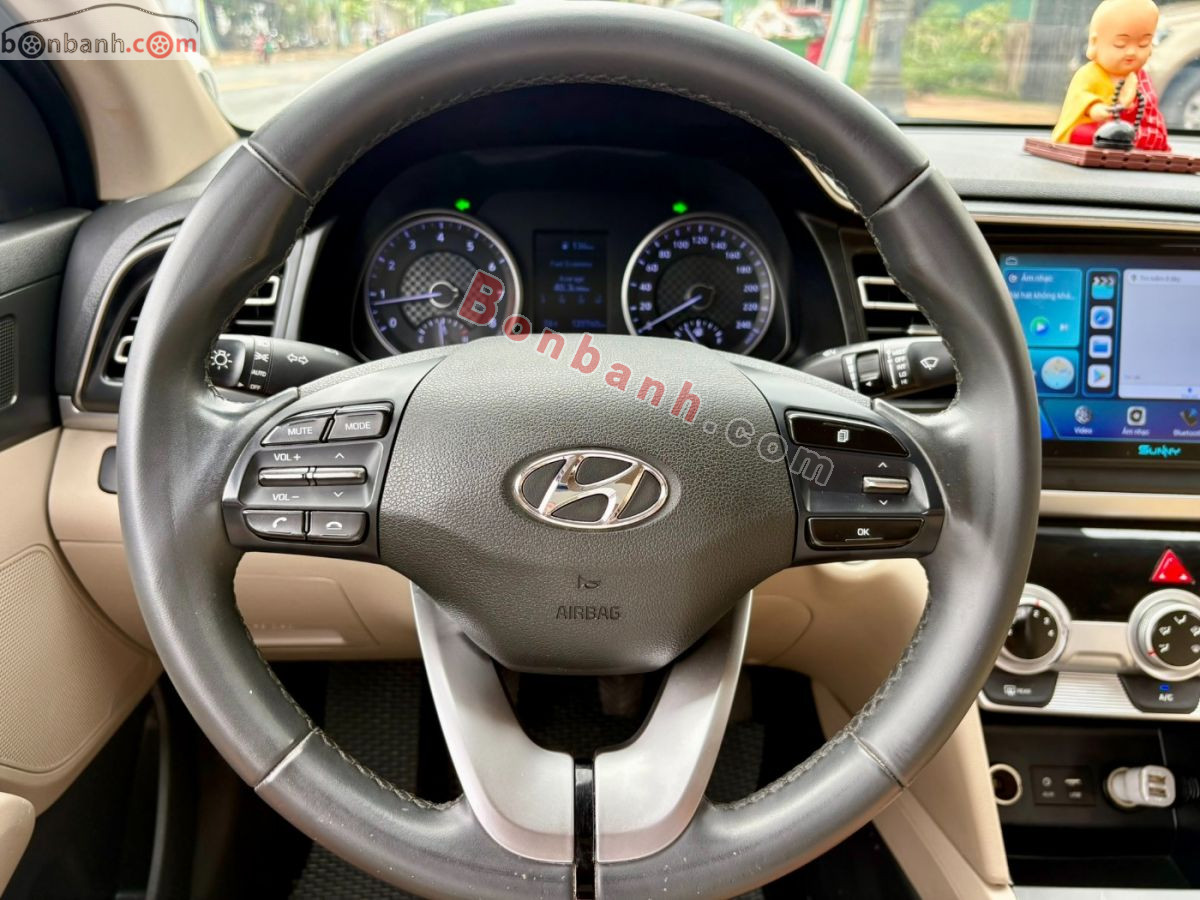 Bán ô tô Hyundai Elantra 1.6 MT - 2019 - xe cũ