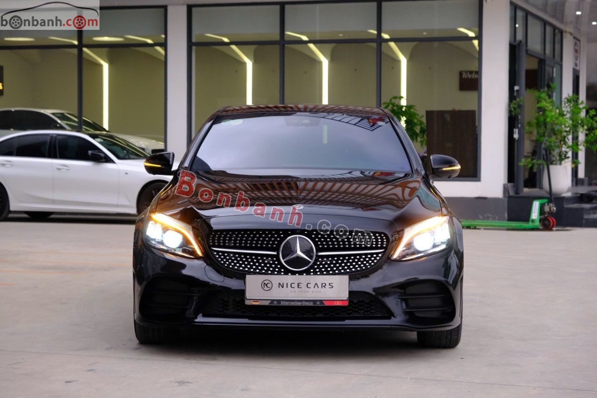 Bán ô tô Mercedes Benz C class C300 AMG - 2020 - xe cũ