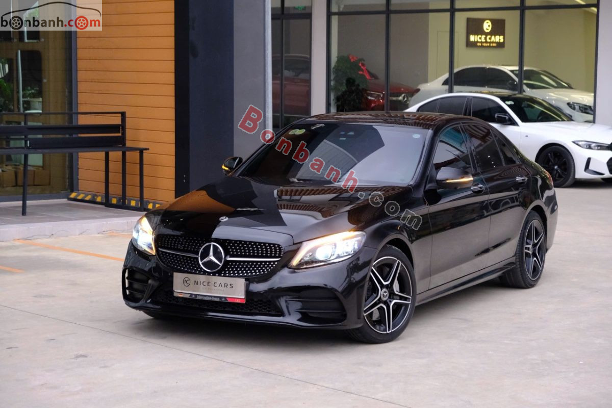 Bán ô tô Mercedes Benz C class C300 AMG - 2020 - xe cũ
