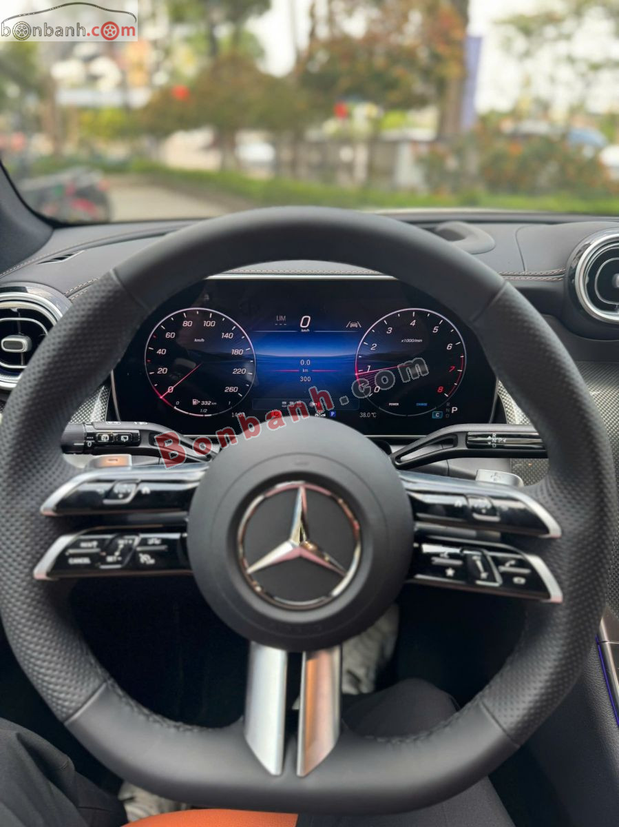 Bán ô tô Mercedes Benz GLC 300 4Matic - 2025 - xe cũ