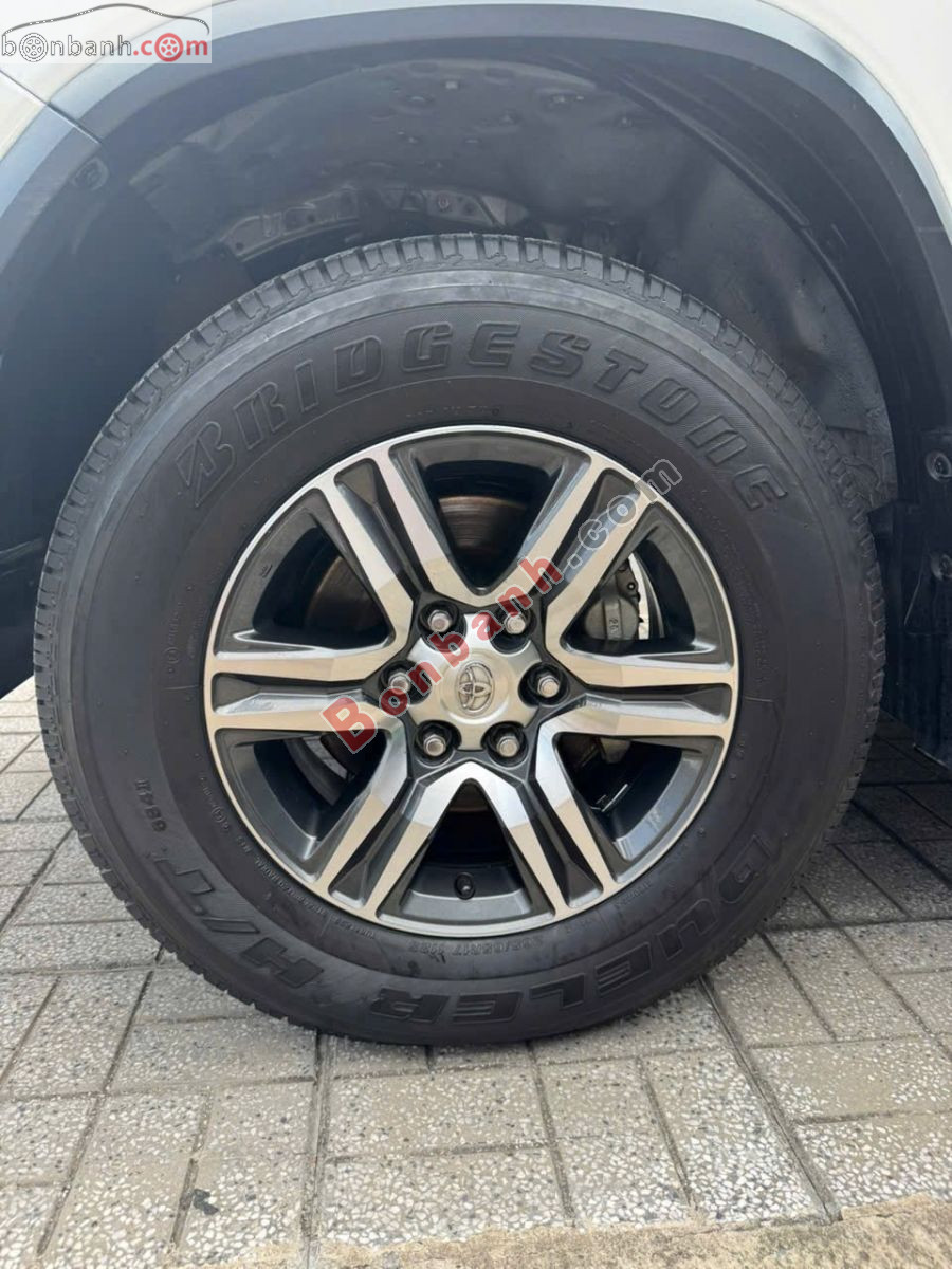 Bán ô tô Toyota Fortuner 2.4L 4x2 MT - 2022 - xe cũ