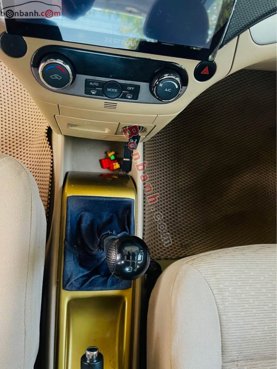 Bán ô tô Chevrolet Aveo LT 1.5 MT - 2015 - xe cũ